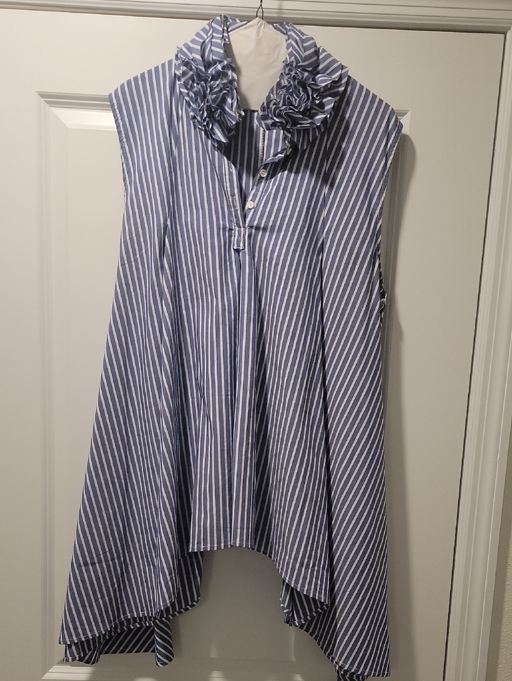 Women Blue and White Striped Sleeveless Top with Ruffled Collar